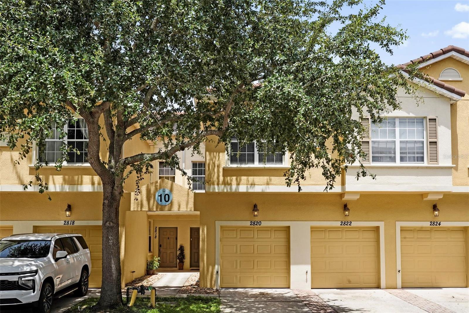 2820 Oakwater Dr #2820 Property Photo 1