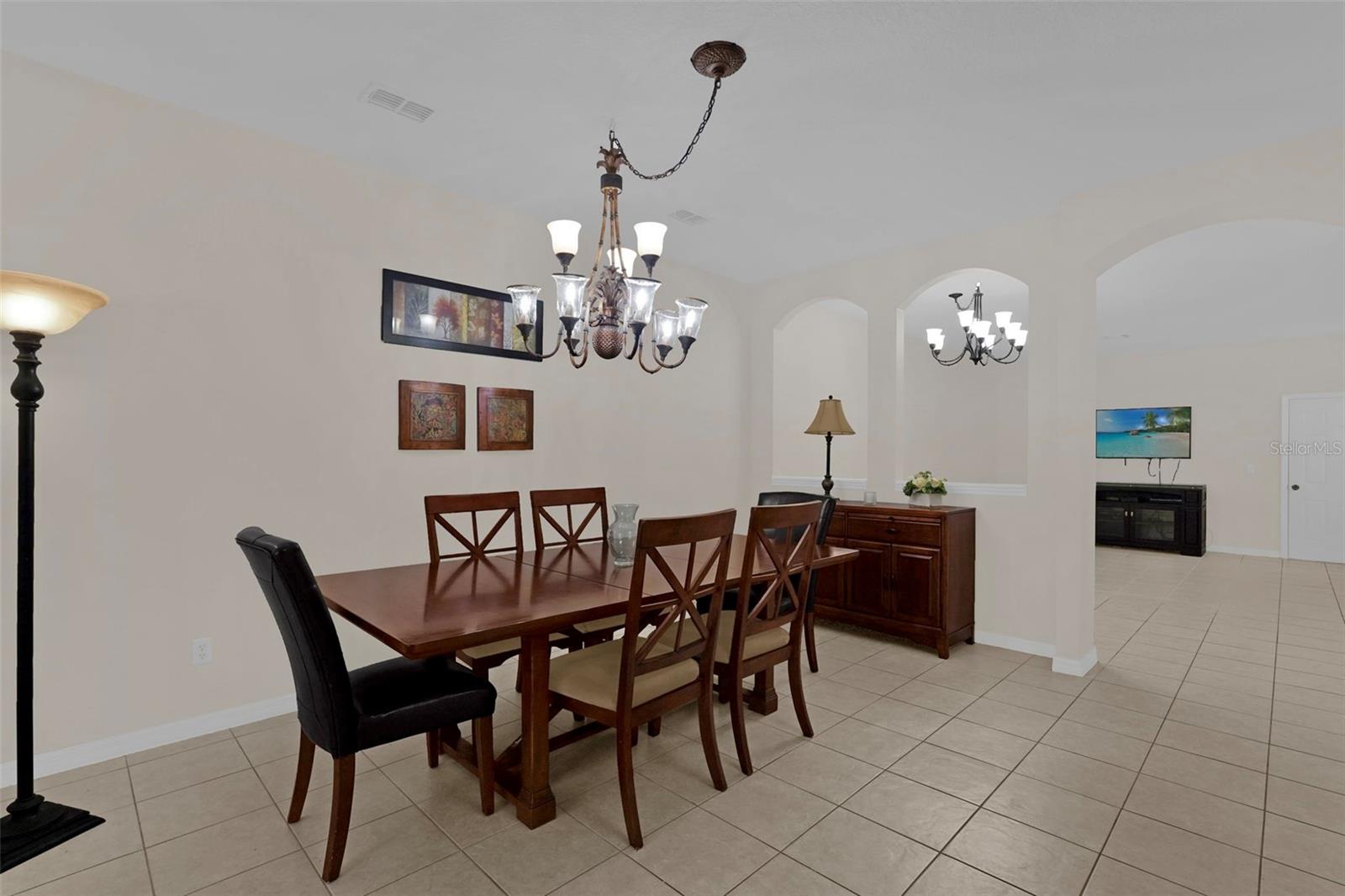 2820 Oakwater Dr #2820 Property Photo 10