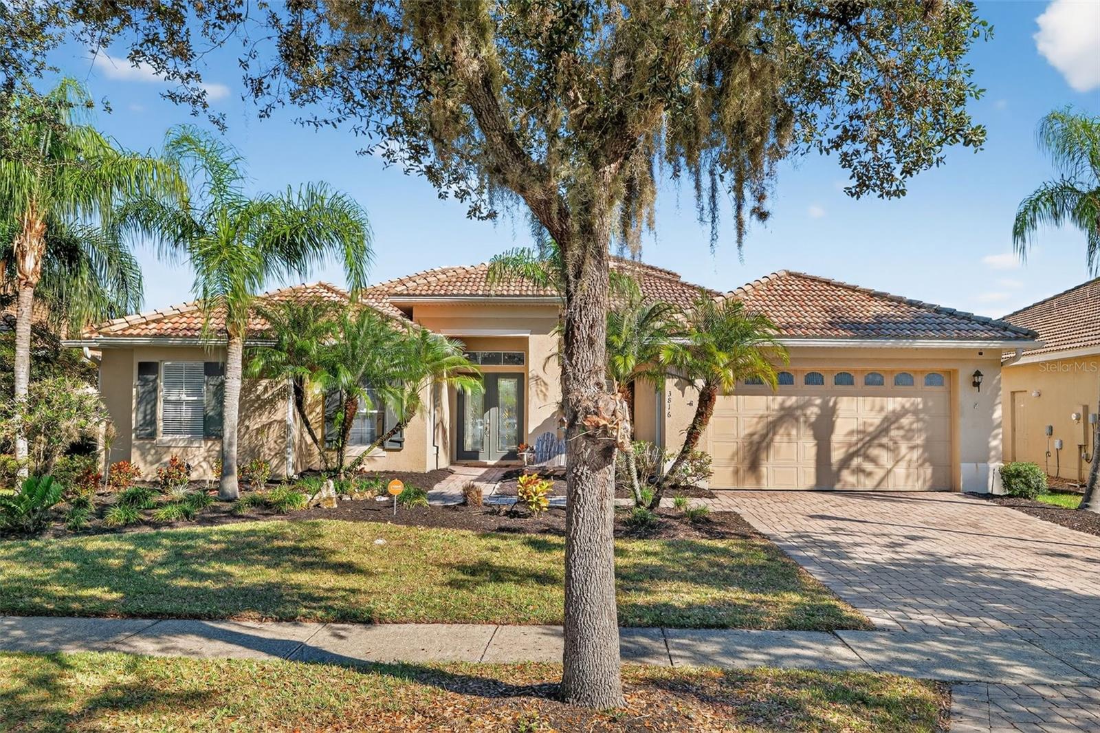 3816 Eagle Isle Cir Property Photo 1