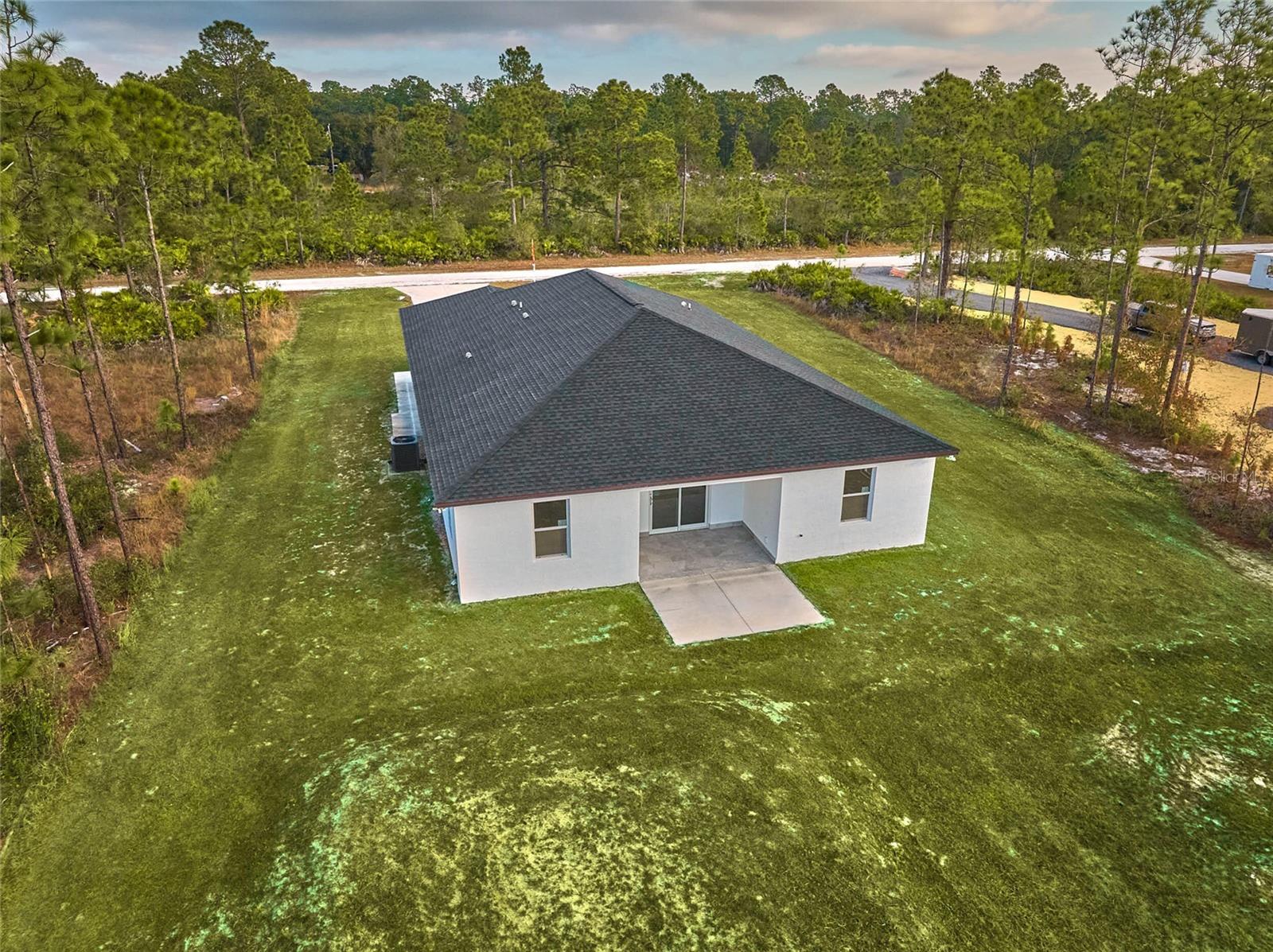 3431 Orchid Dr Property Photo 4
