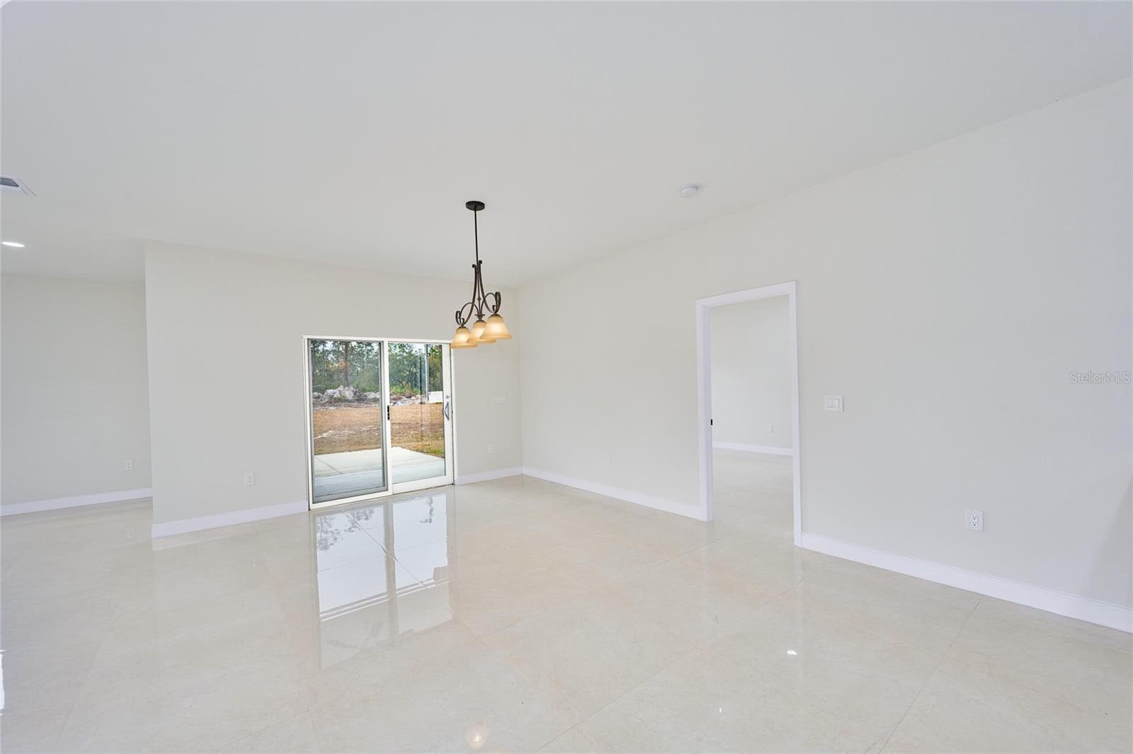 3431 Orchid Dr Property Photo 23