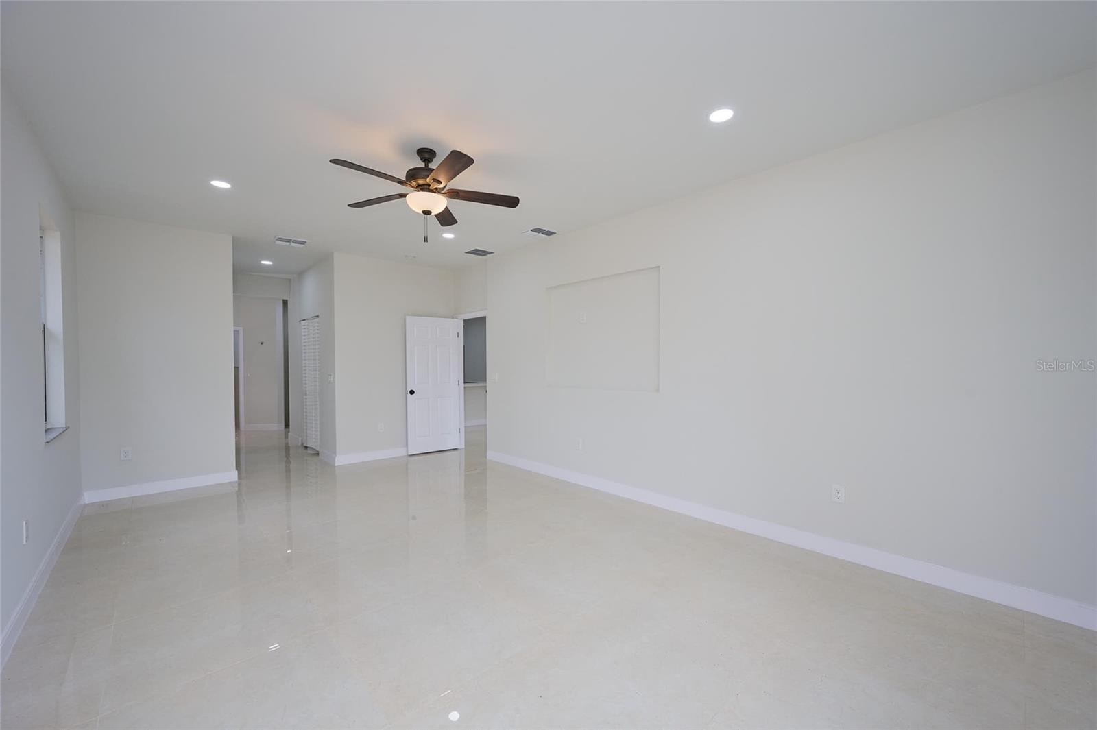 3431 Orchid Dr Property Photo 28