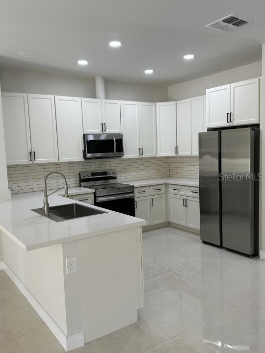 3431 Orchid Dr Property Photo 32