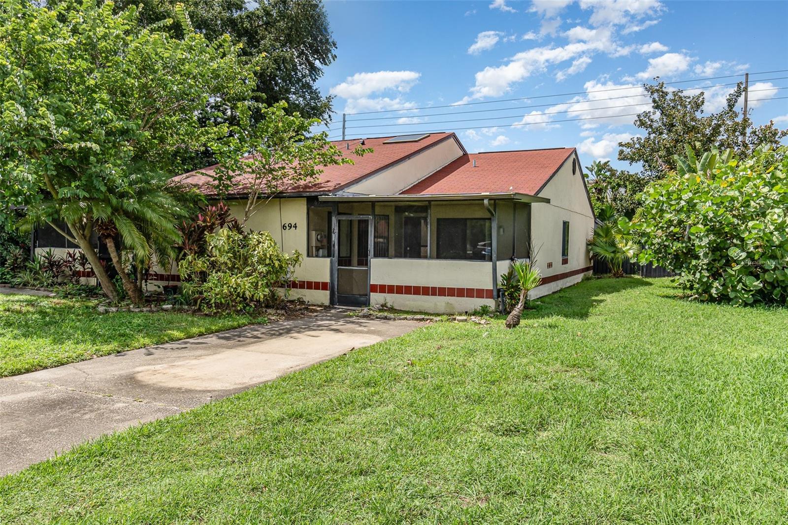 694 Golden Sunshine Cir Property Photo 1