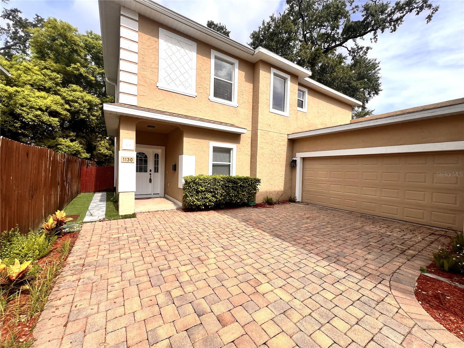 1130 Hardy Ave Property Photo 1