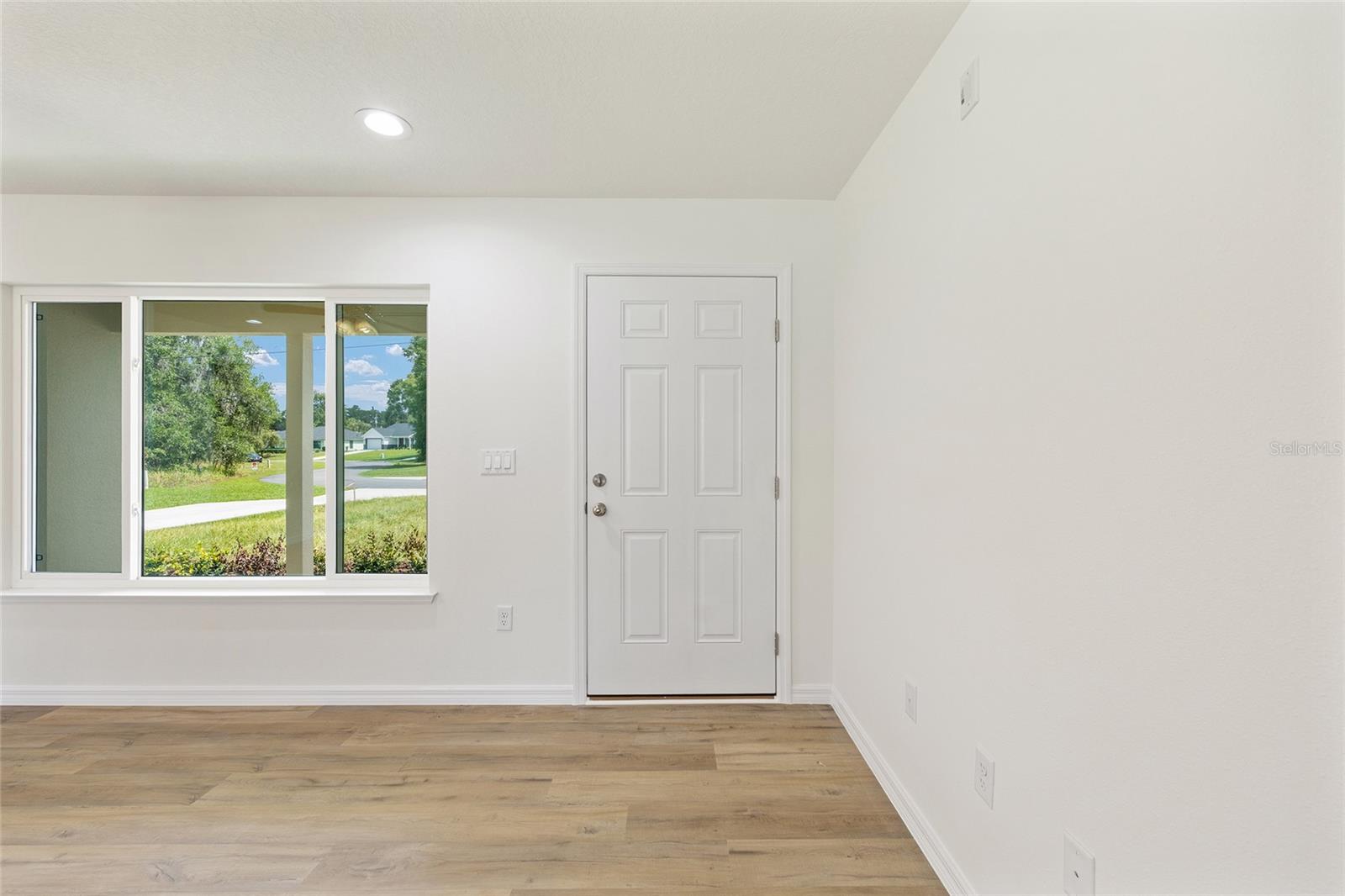 13031 Ne 7th Loop Property Photo 8