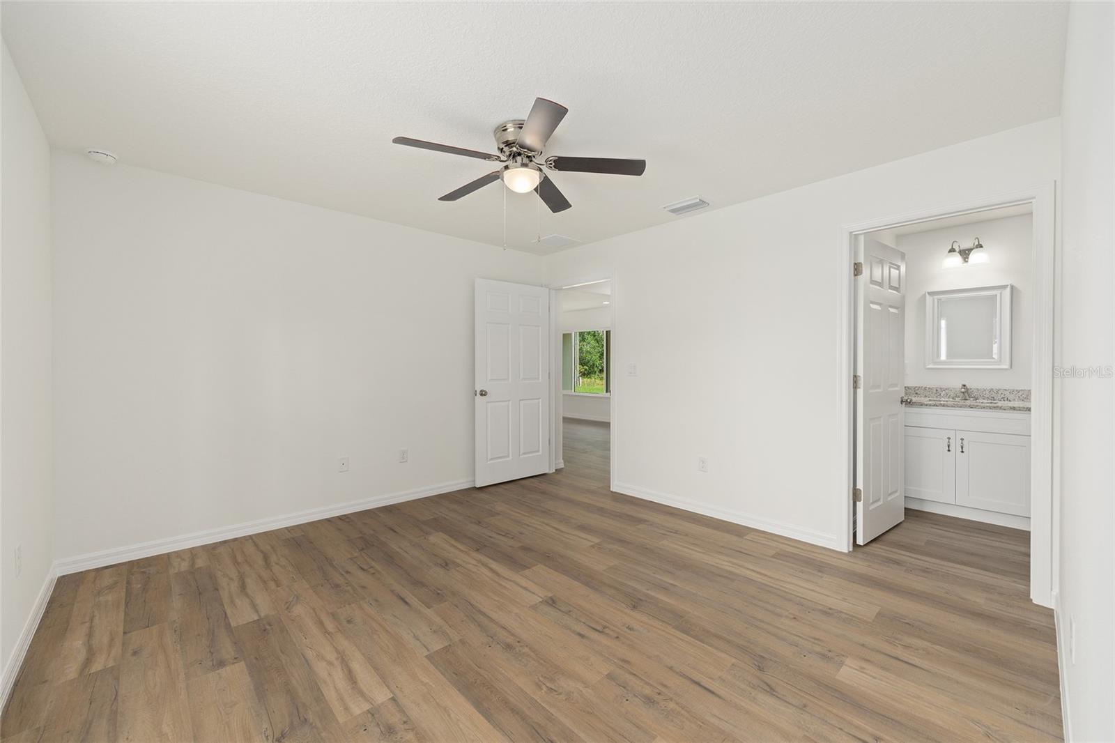13031 Ne 7th Loop Property Photo 22