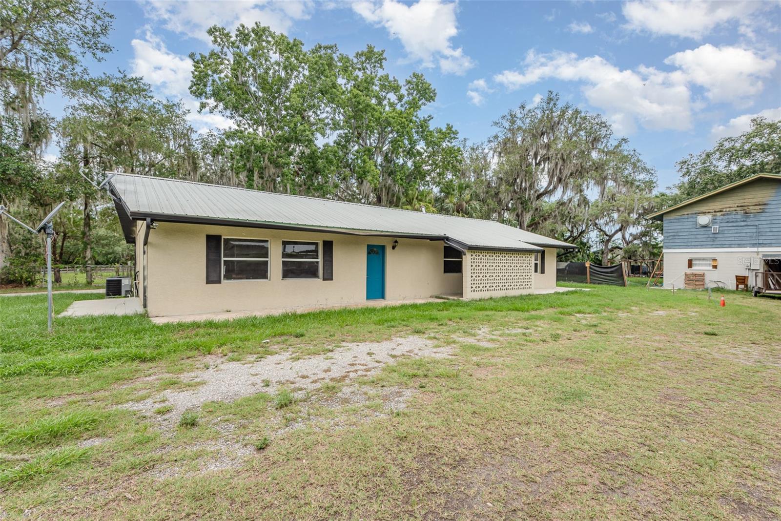 4085 Cypress Bend Property Photo 3