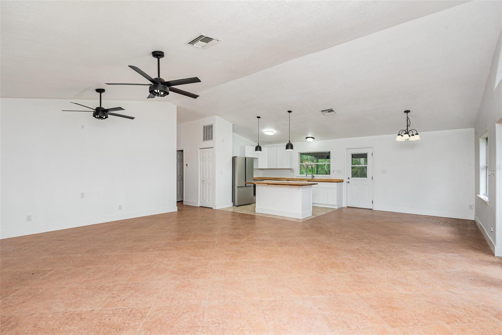 4085 Cypress Bend Property Photo 5