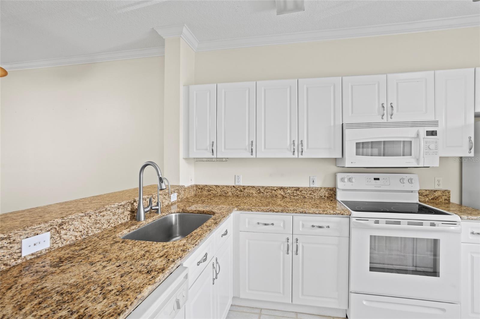 660 Celebration Ave #250 Property Photo 6