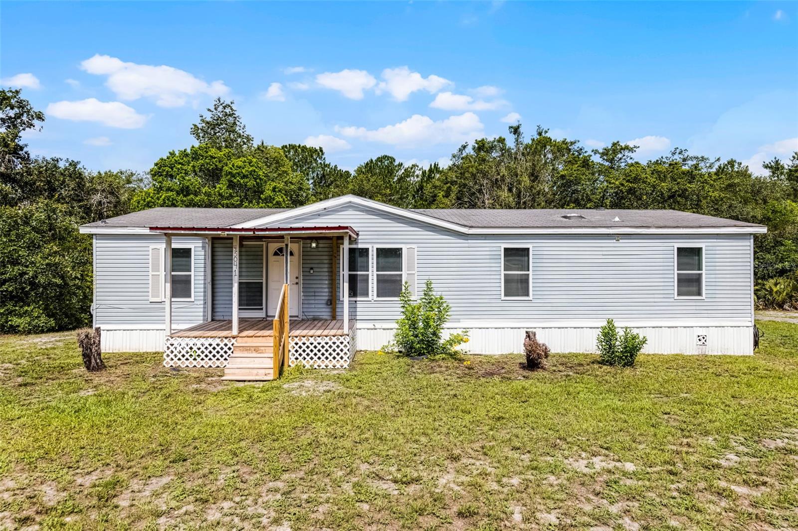 43041 Jewell Dr Property Photo 1