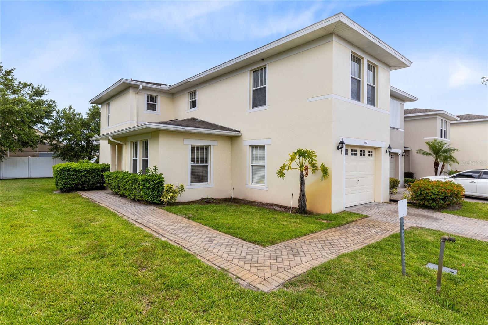 2064 Cypress Bay Blvd Property Photo 1