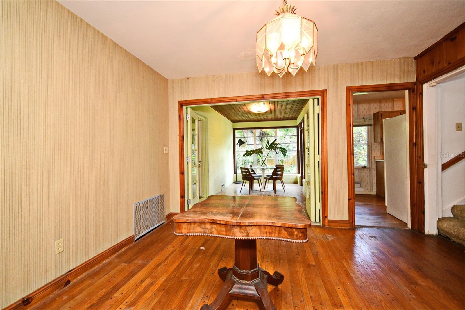 1606 Orangewood Ave Property Photo 11