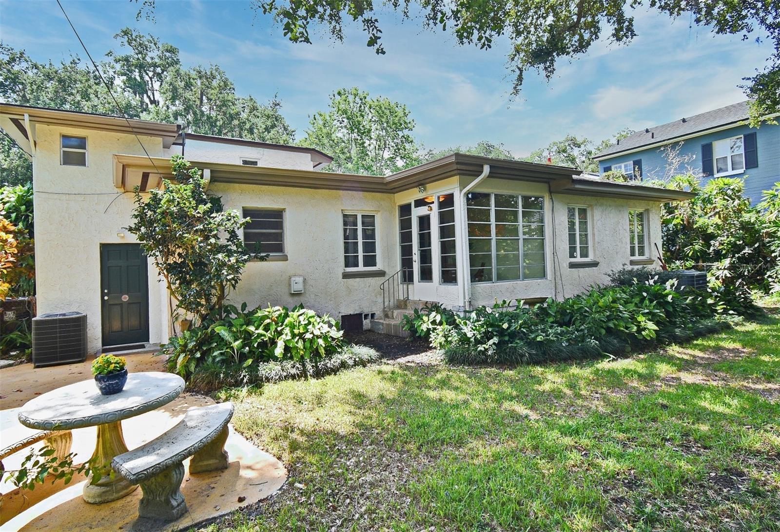 1606 Orangewood Ave Property Photo 49