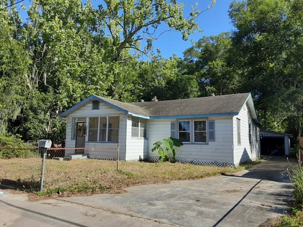 2604 Commonwealth Property Photo 1