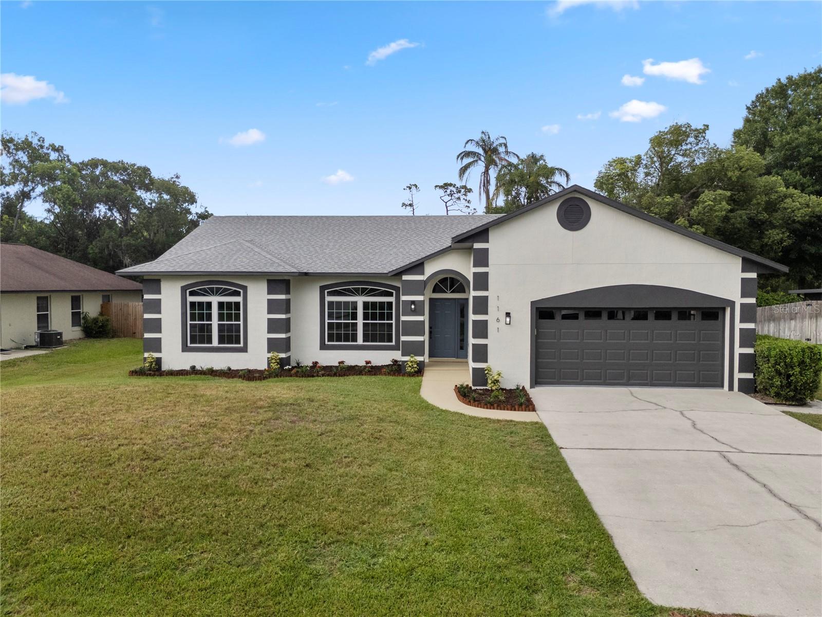 1161 Roxboro Rd Property Photo
