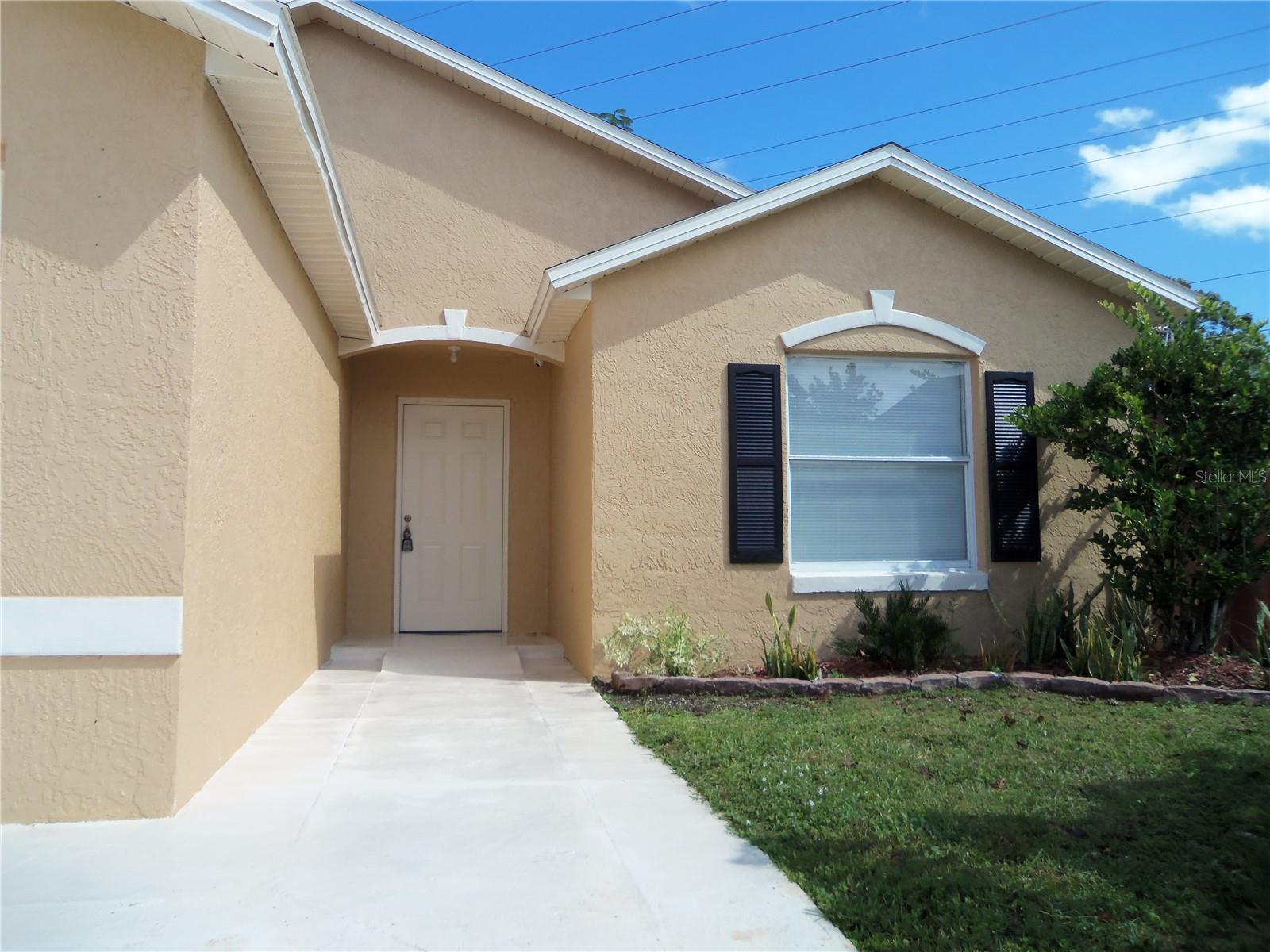 1021 Golfside Ct Property Photo 5