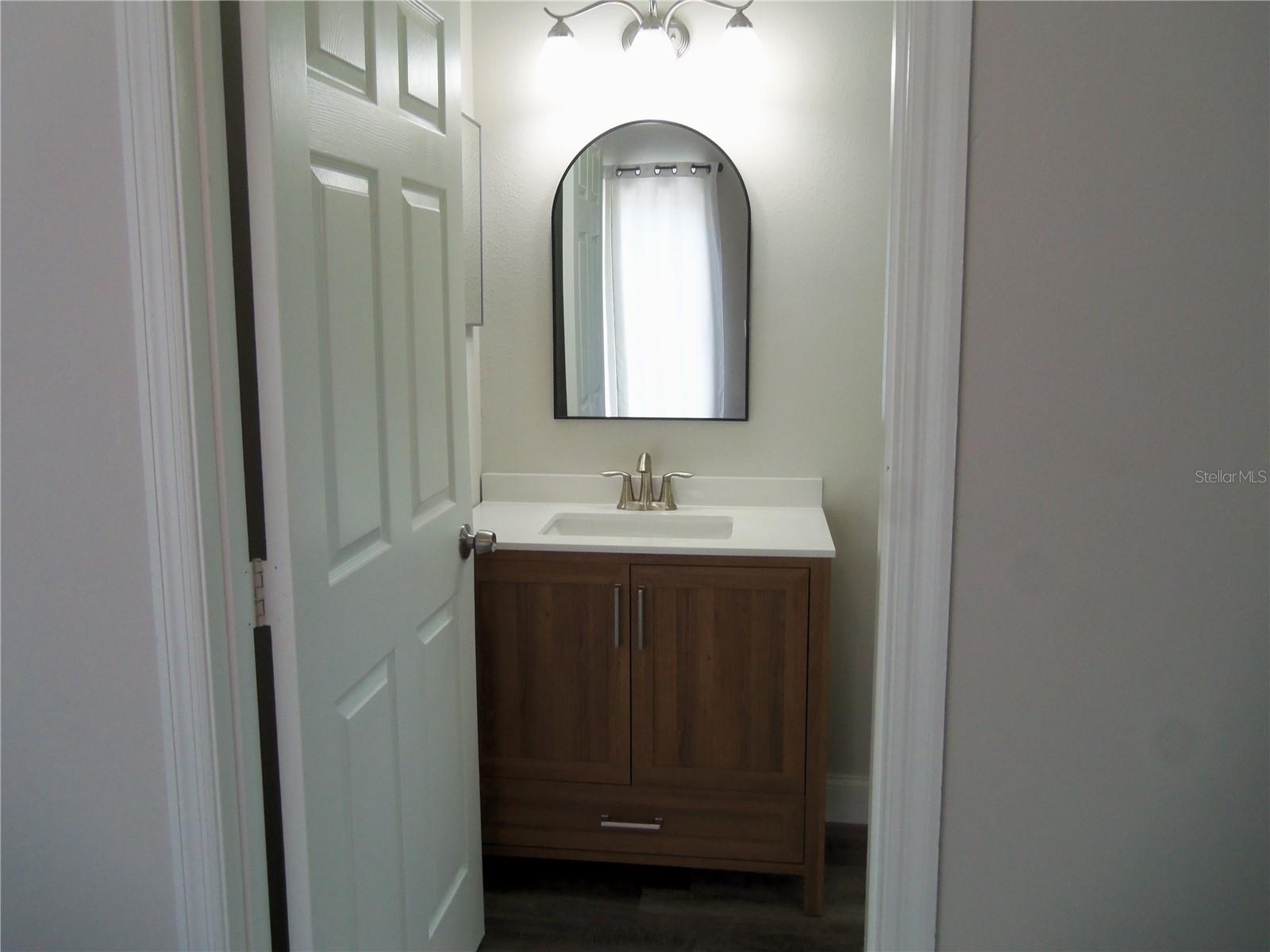 1021 Golfside Ct Property Photo 22