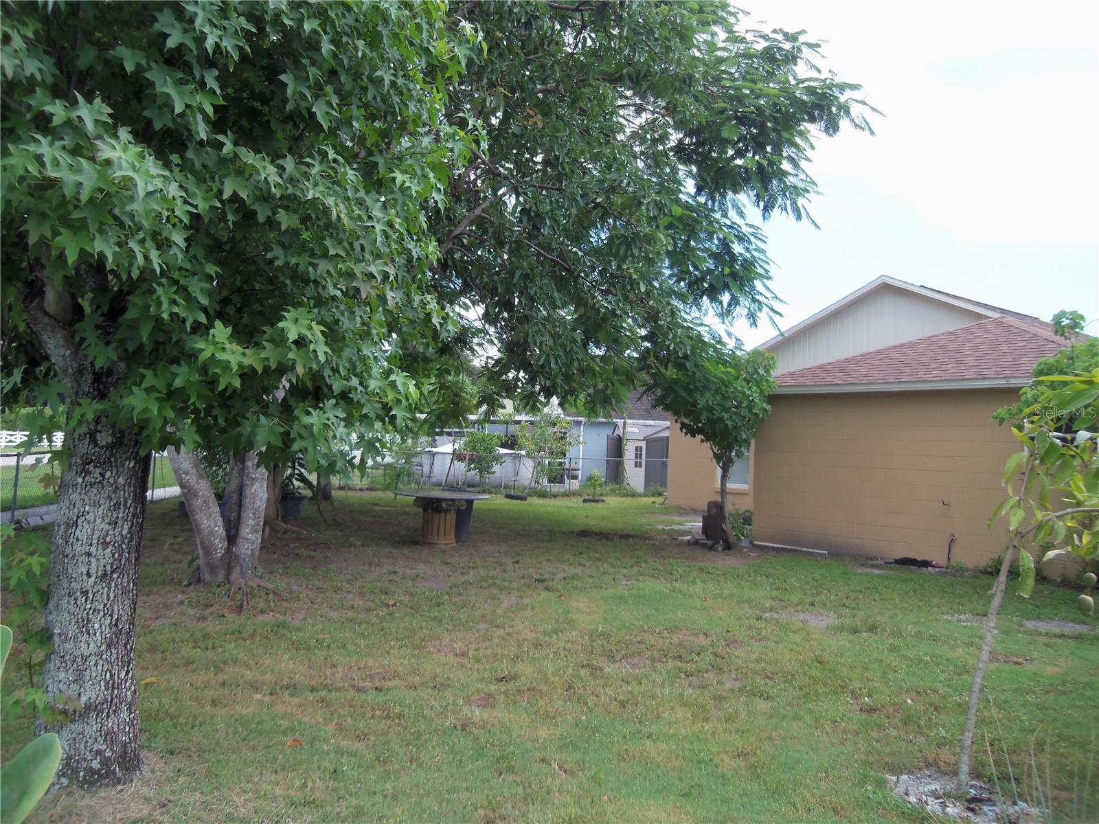 1021 Golfside Ct Property Photo 27