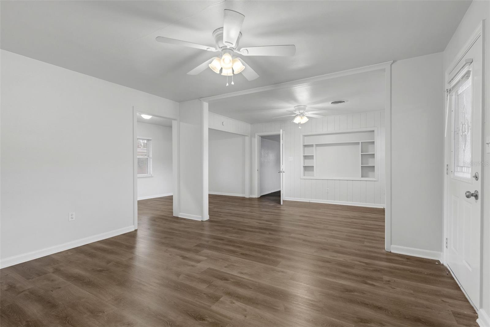 203 E Lakeview Ave Property Photo 5