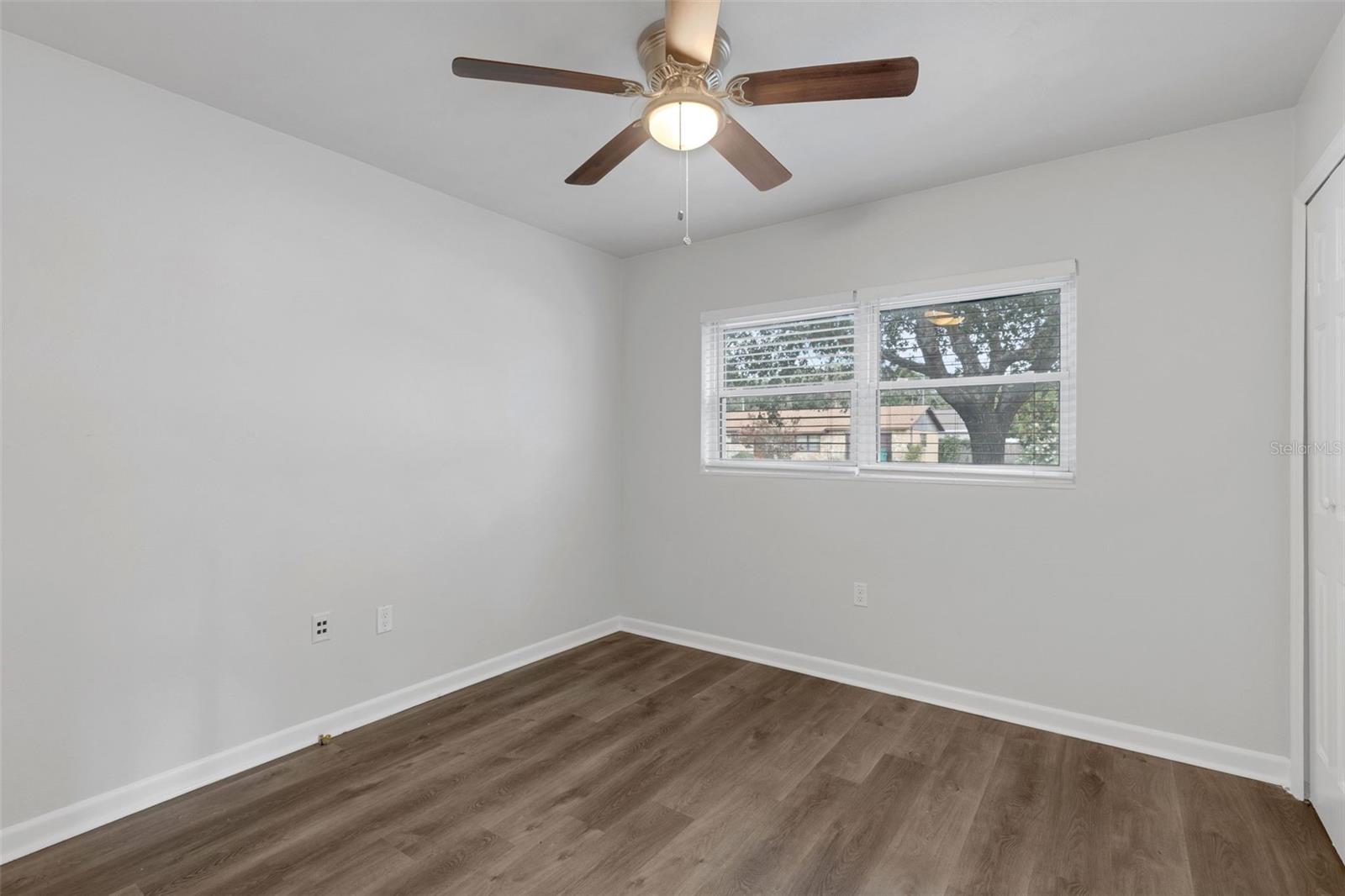 203 E Lakeview Ave Property Photo 17