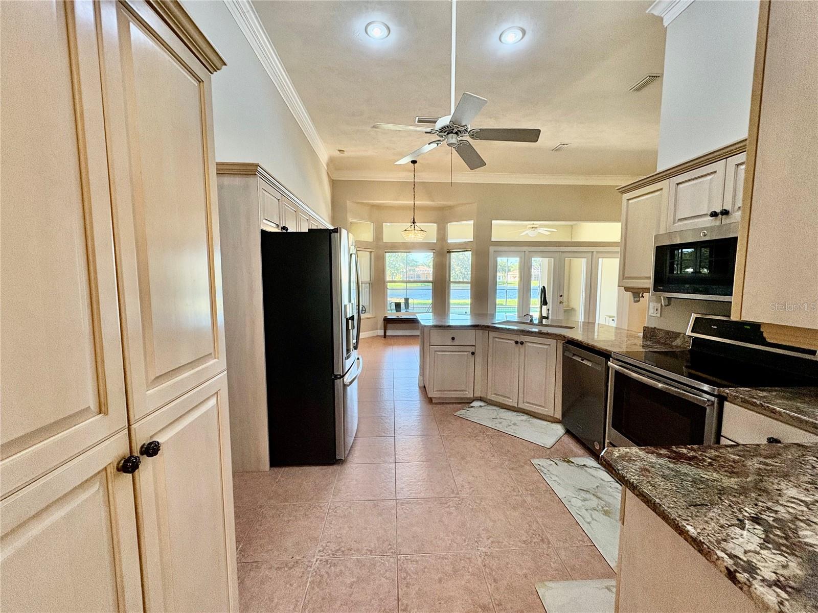 800 Sterling Chase Dr Property Photo 14