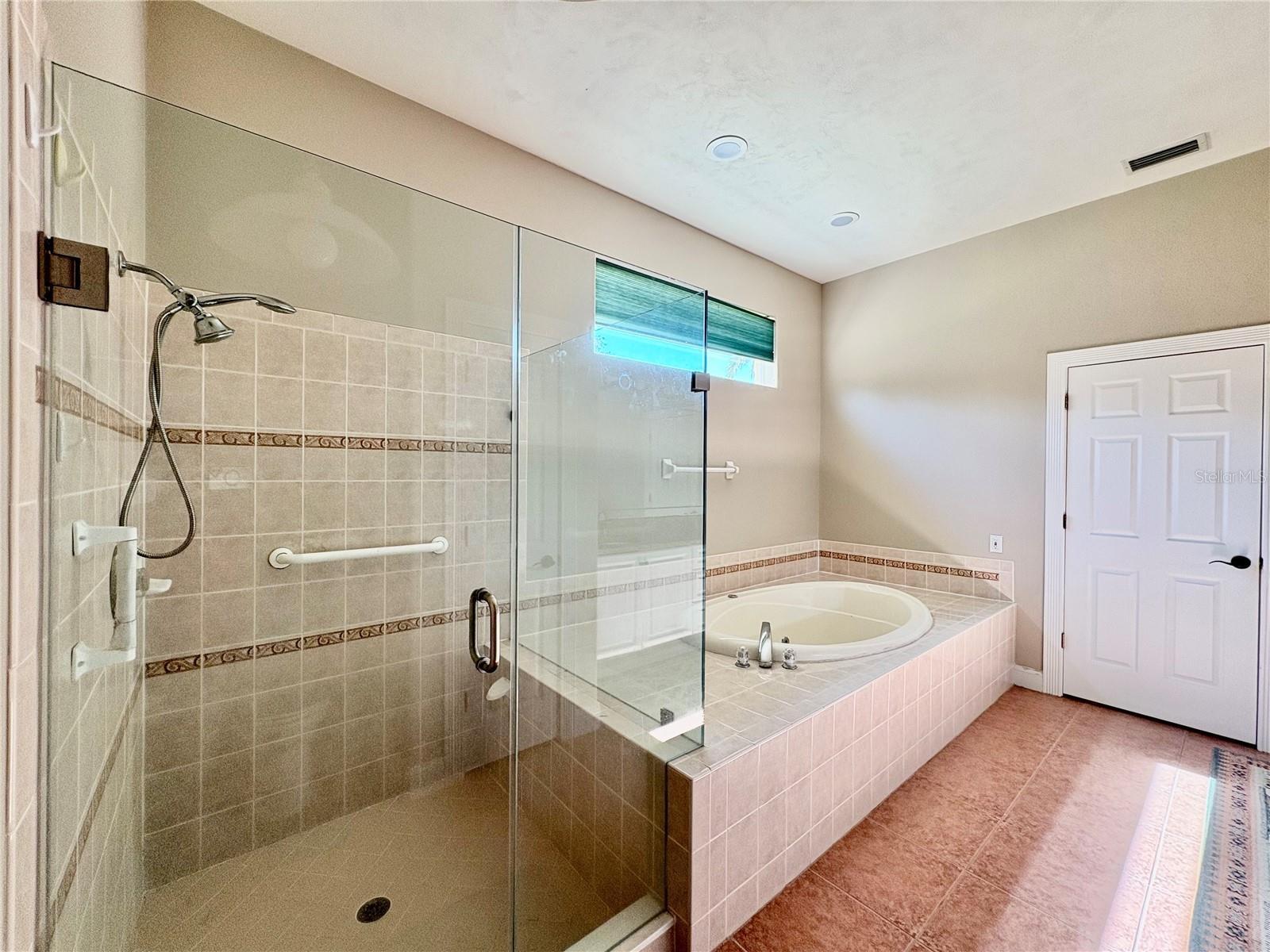 800 Sterling Chase Dr Property Photo 25