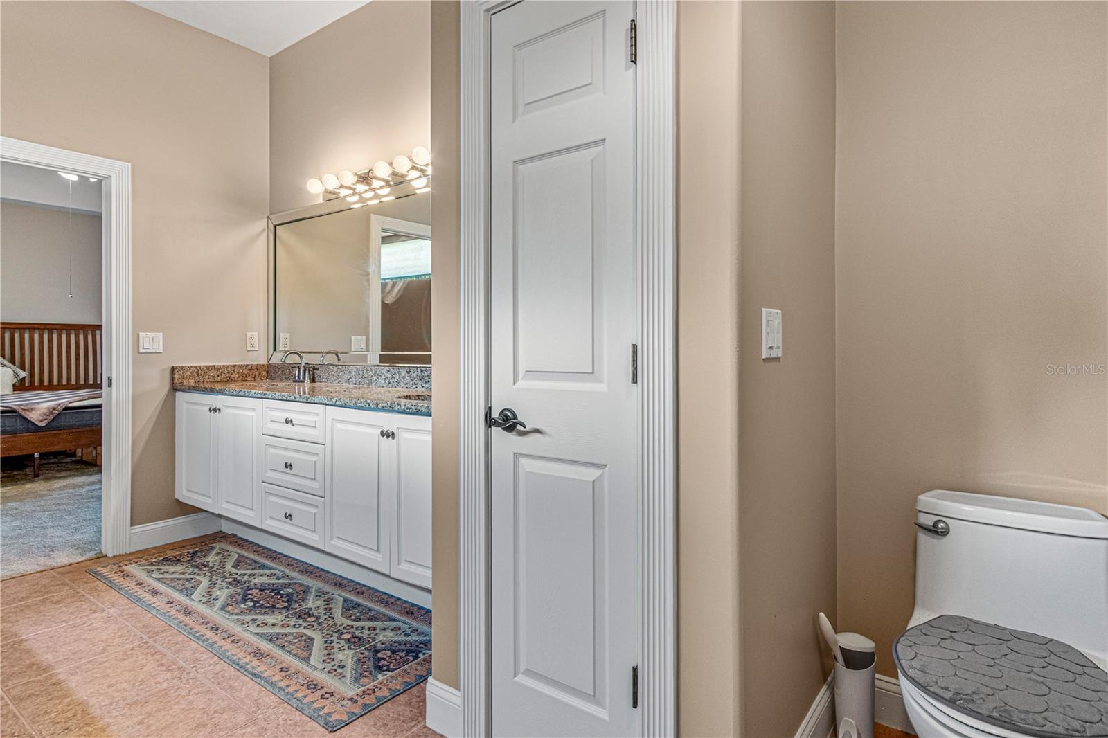 800 Sterling Chase Dr Property Photo 27