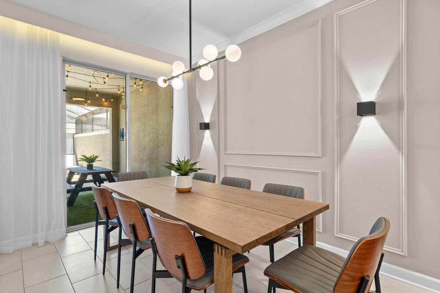 2460 Reading Trl Property Photo 4