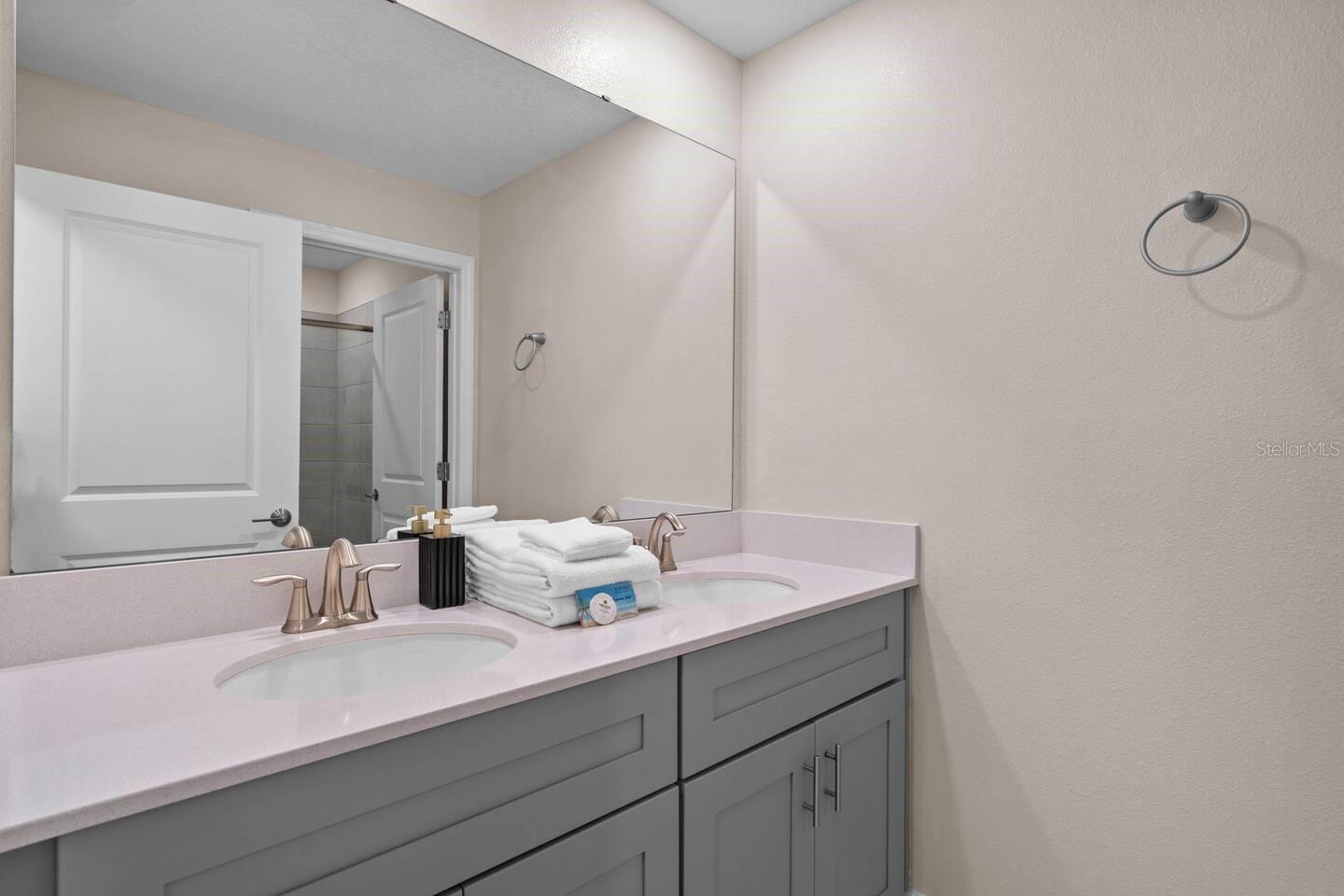 2460 Reading Trl Property Photo 13