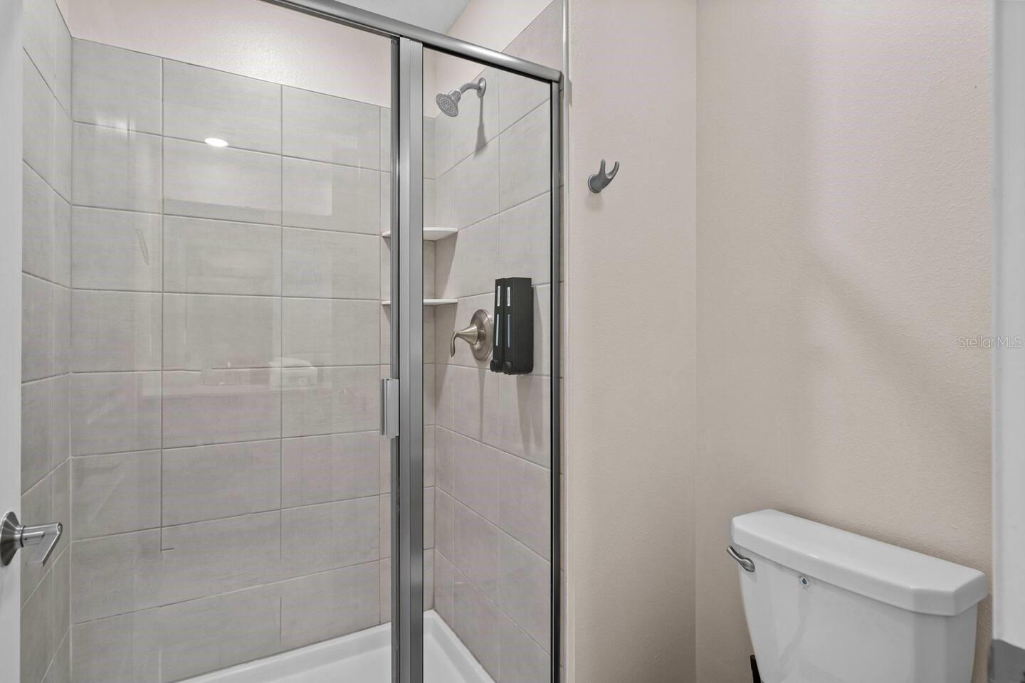 2460 Reading Trl Property Photo 17