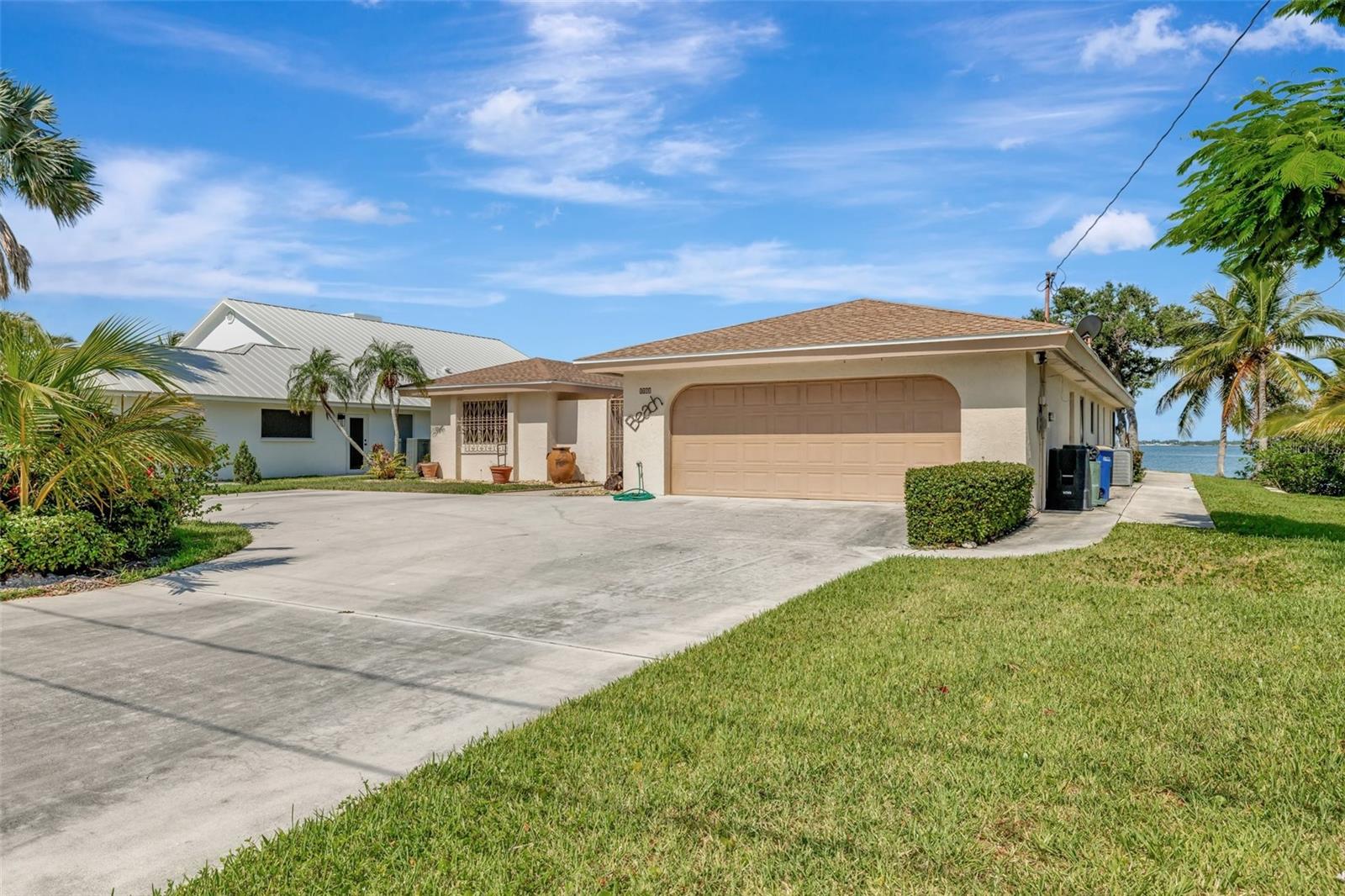 1701 Bayshore Drive Property Photo 1