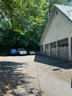 2300 Shallowford Rd Property Photo 2