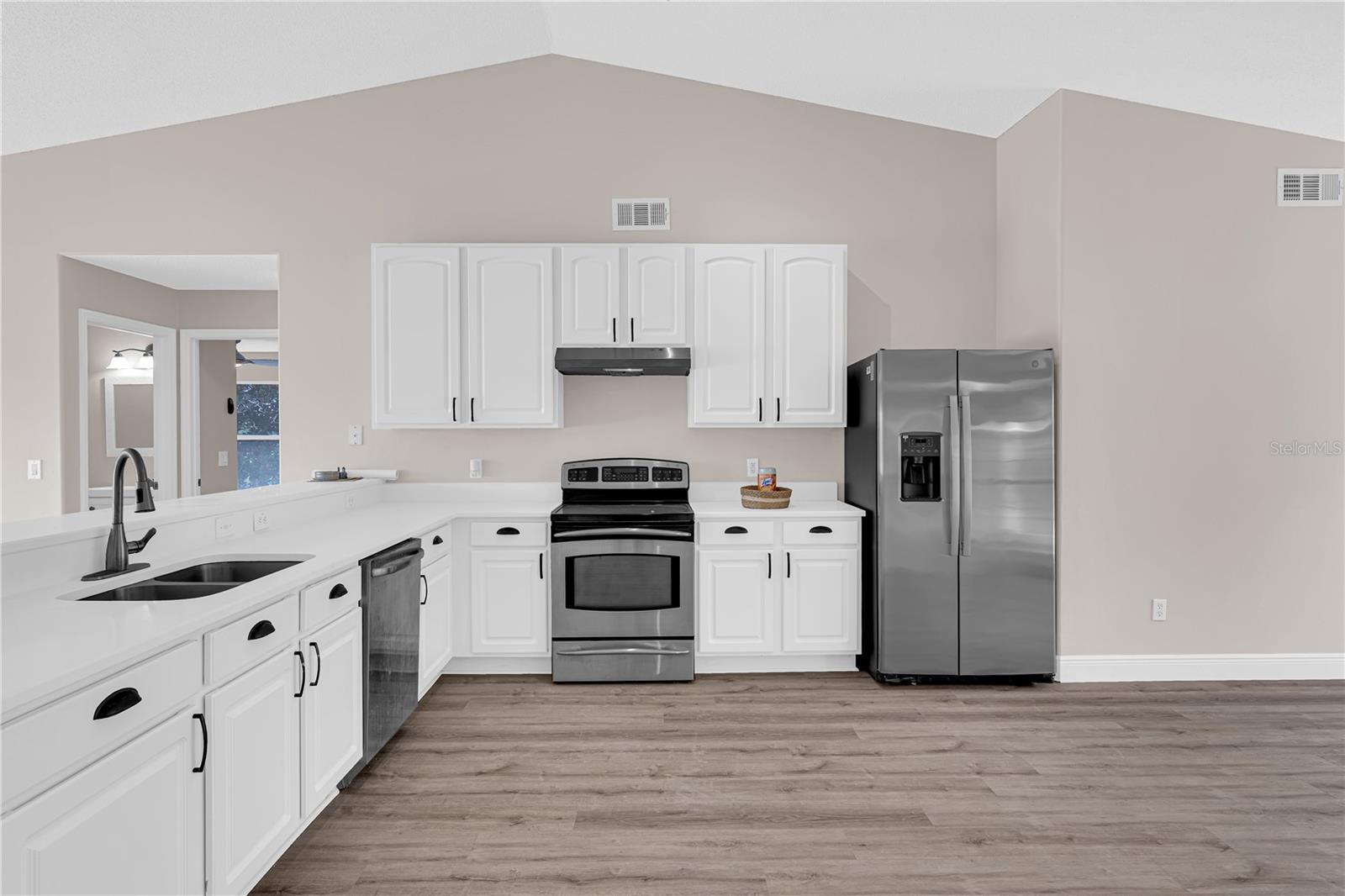 11644 Pineloch Loop Property Photo 2