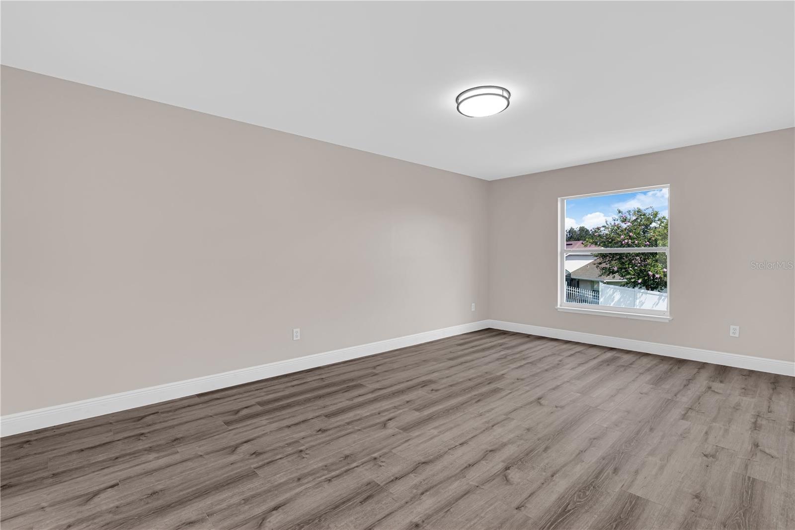 11644 Pineloch Loop Property Photo 6