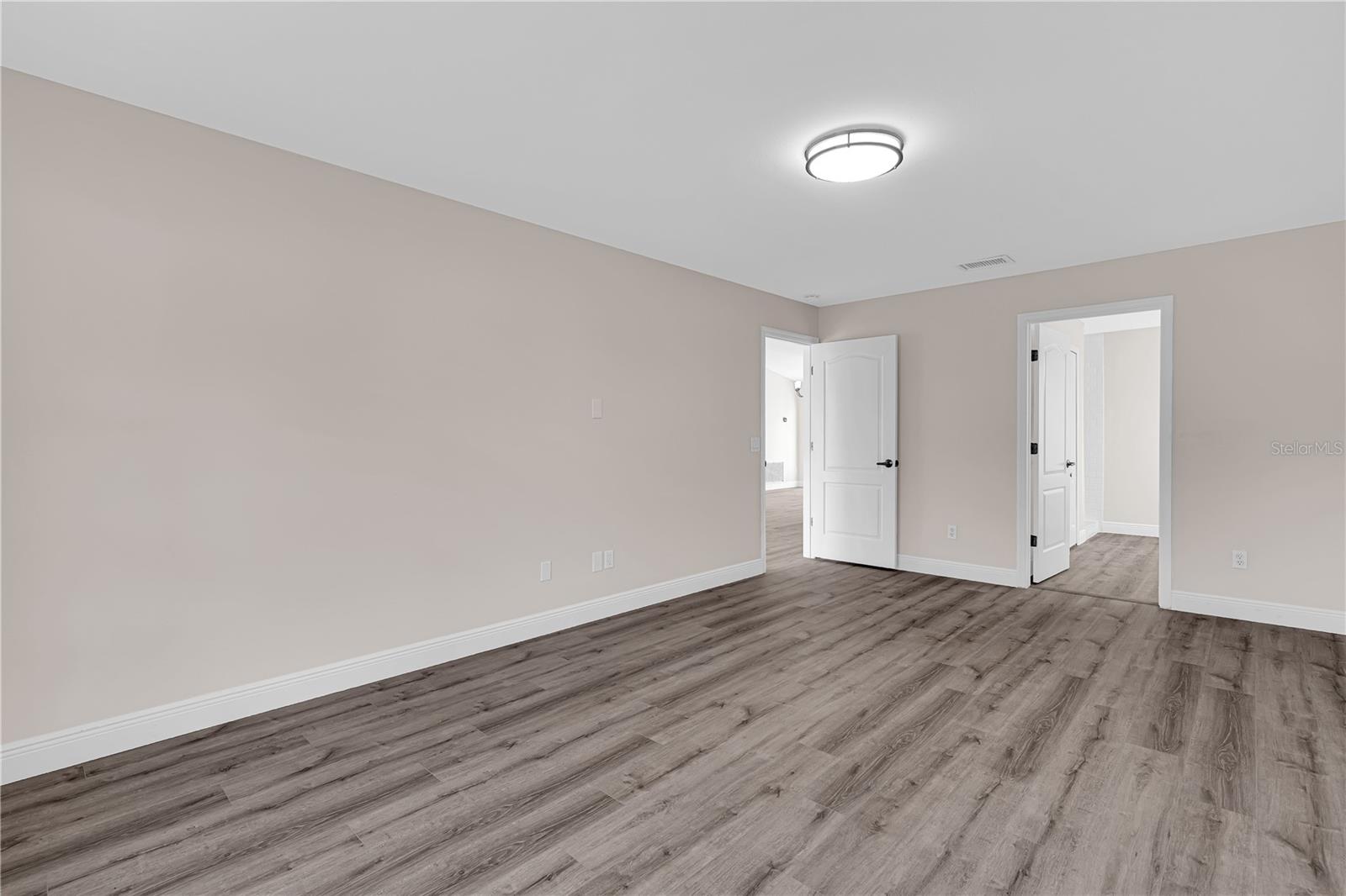 11644 Pineloch Loop Property Photo 7