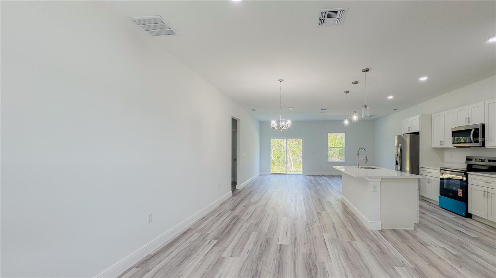 15625 Sw 37th Cir Property Photo 2