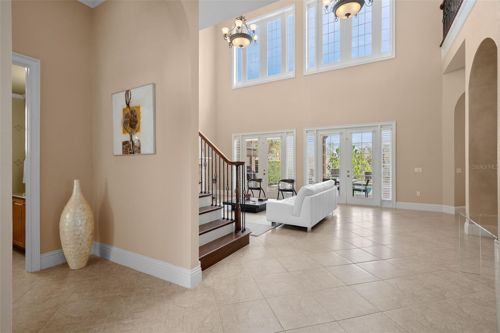 490 Muirfield Loop Property Photo 4