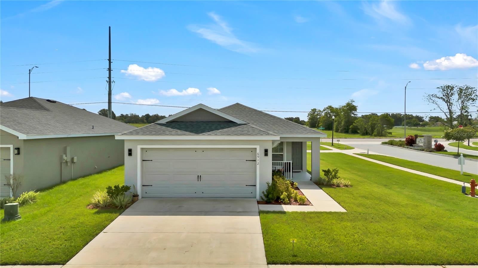 6912 MOSSY OAK LN Property Photo 1