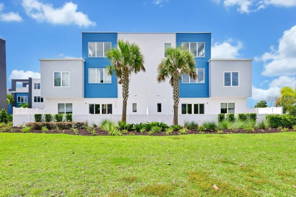 7740 Sandy Ridge Dr #203 Property Photo 2