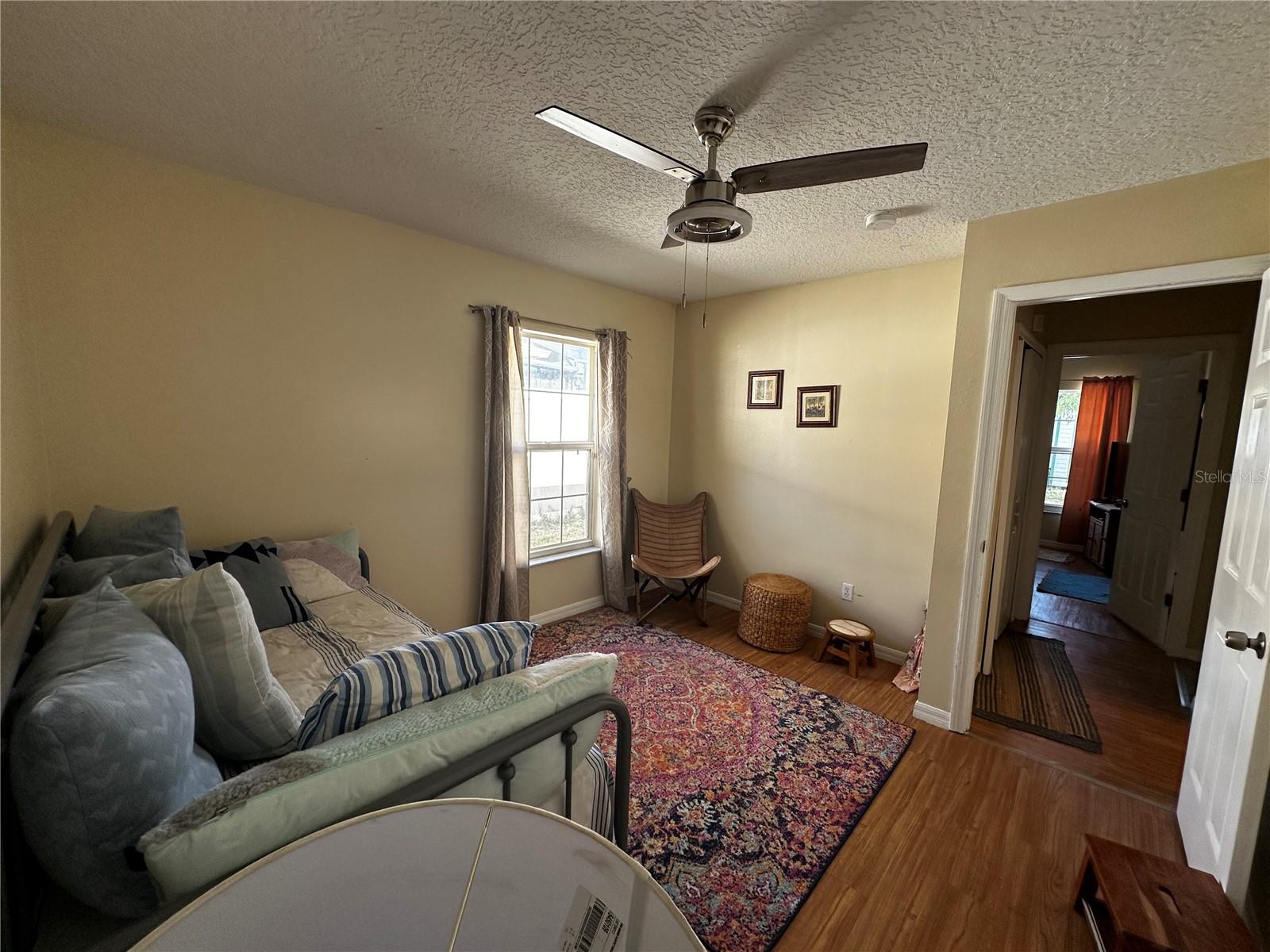 17302 2nd St Property Photo 8