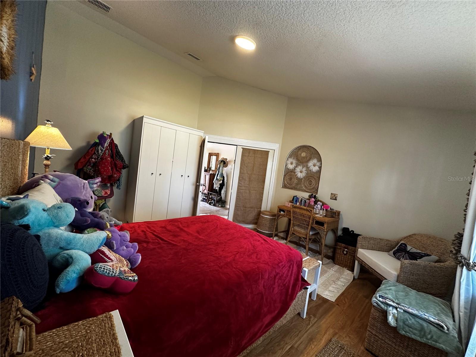 17302 2nd St Property Photo 13