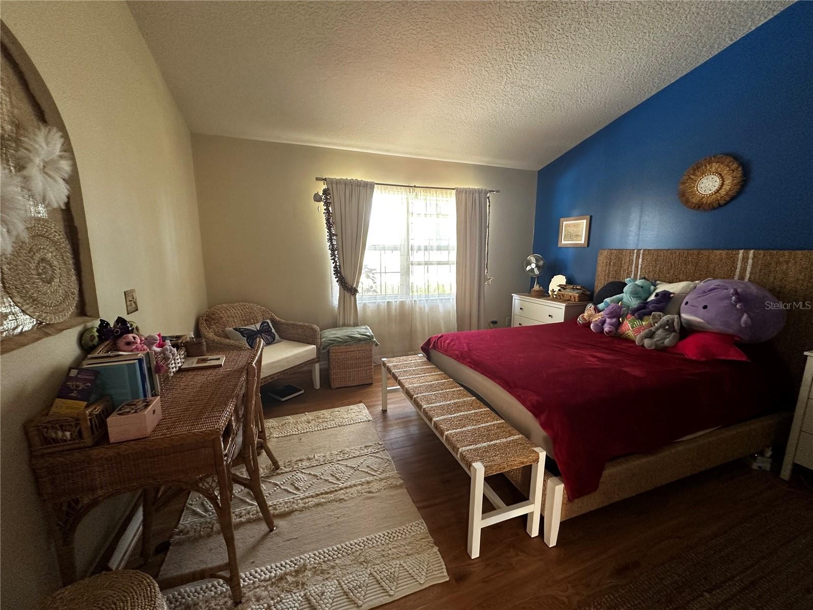 17302 2nd St Property Photo 17