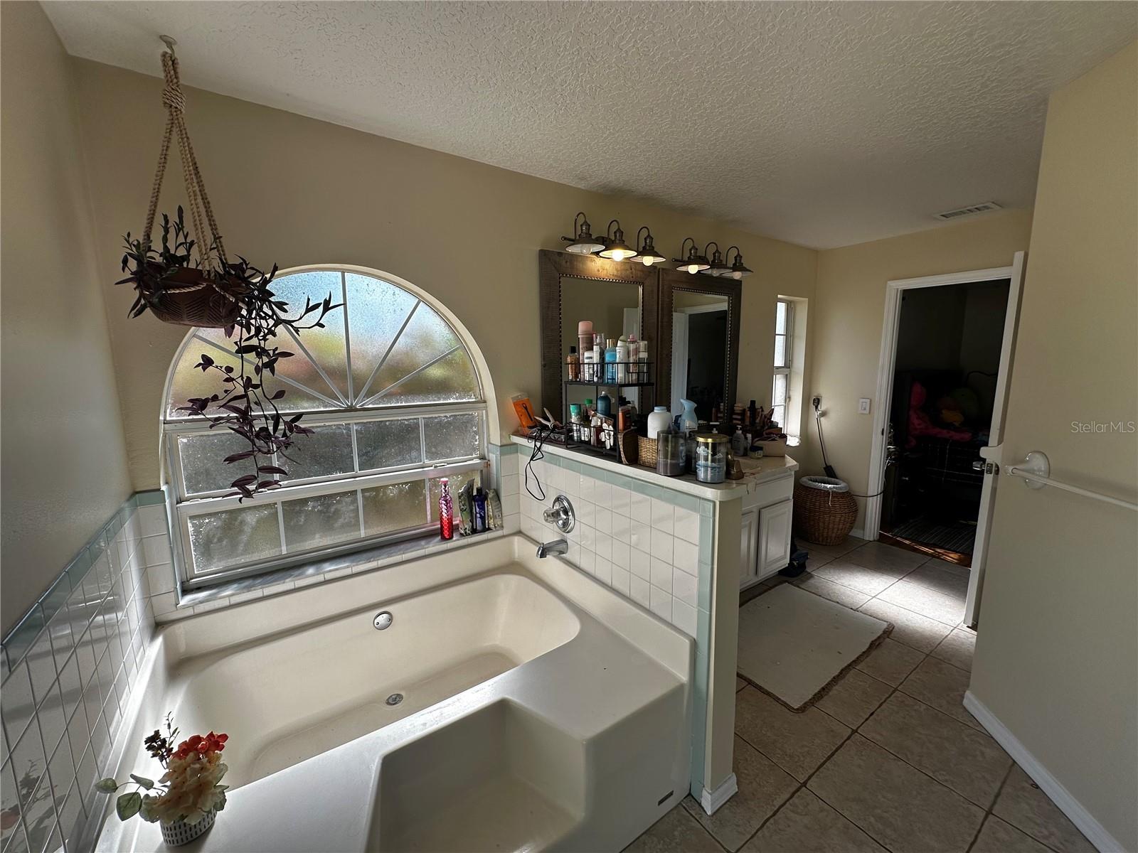 17302 2nd St Property Photo 20