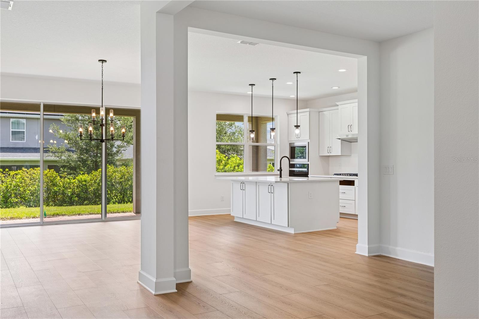 2755 Fiddle Leaf Loop Property Photo 8
