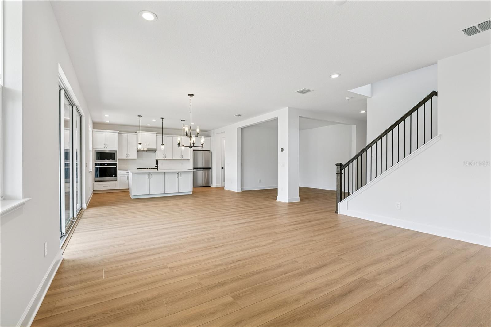 2755 Fiddle Leaf Loop Property Photo 9