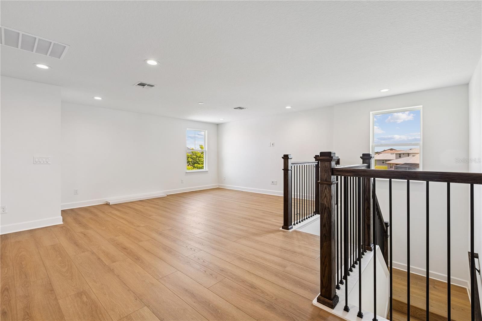 2755 Fiddle Leaf Loop Property Photo 11
