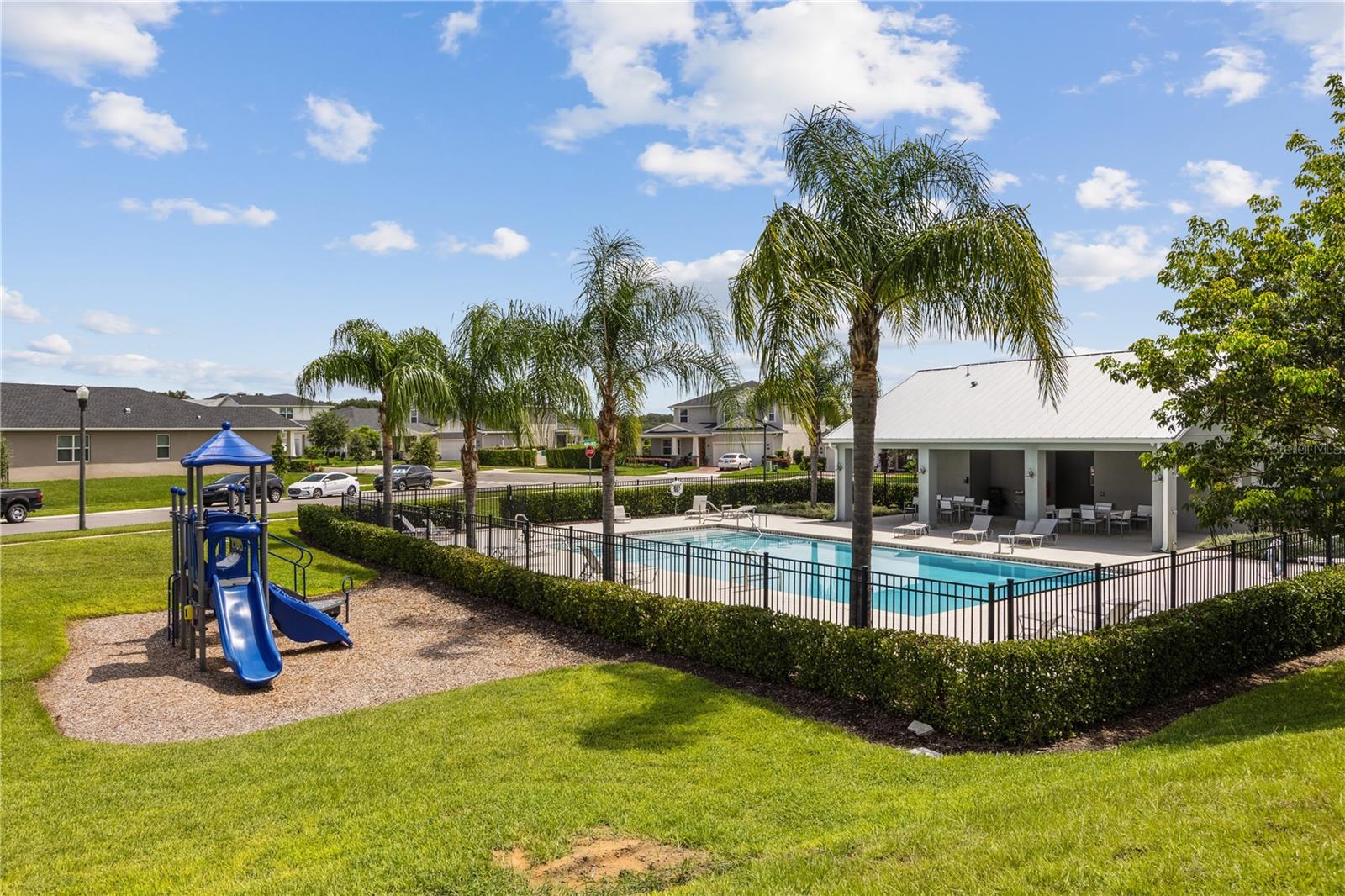 2755 Fiddle Leaf Loop Property Photo 30