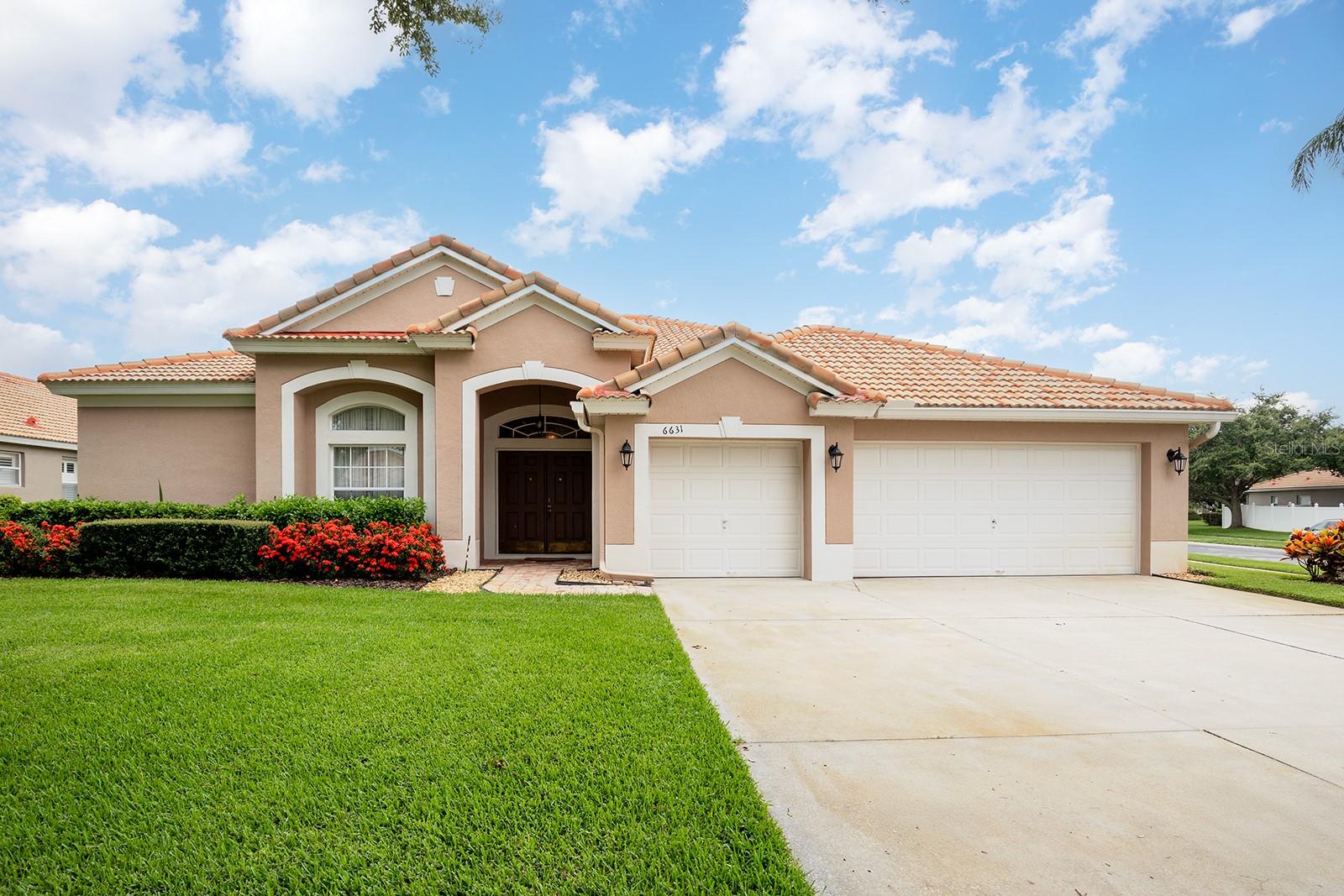 6631 CRESTMONT GLEN LN Property Photo 1
