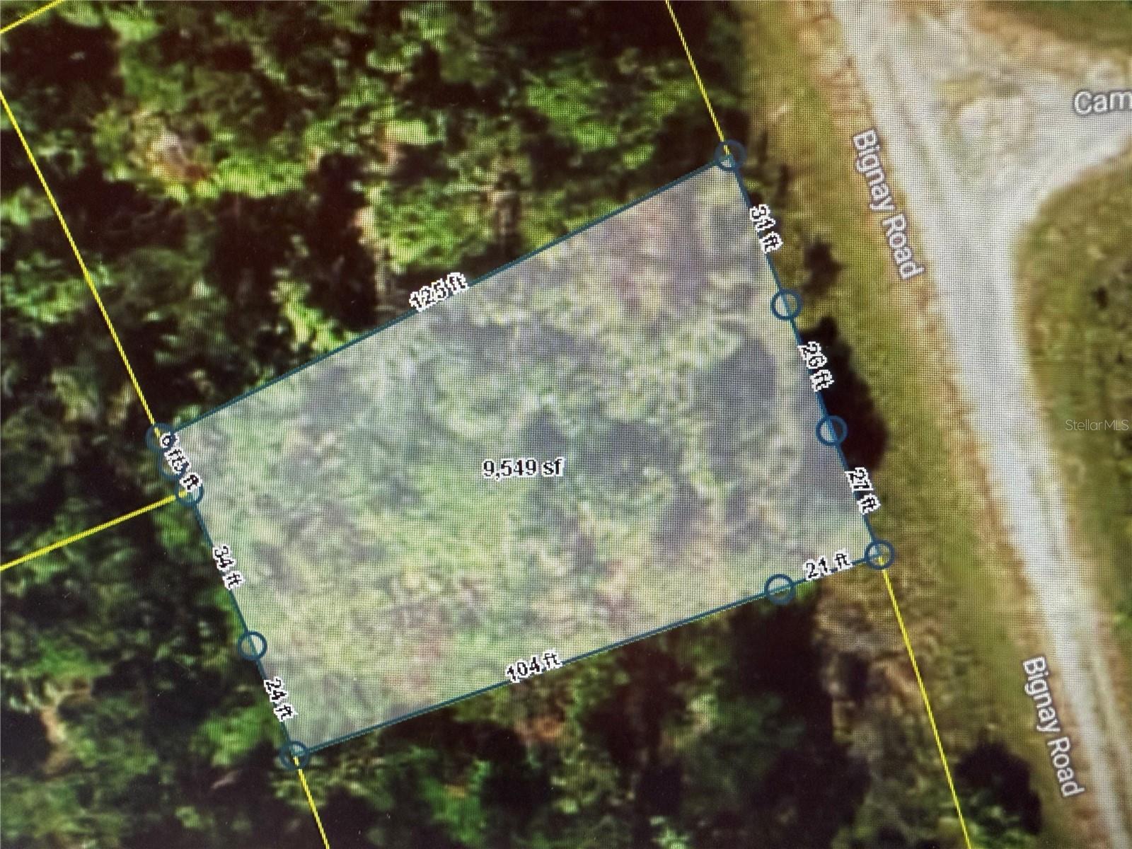 BIGNAY RD Property Photo 1